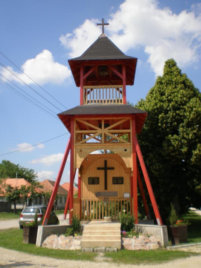 Ferienwohnung Elvira Vendeghaz Kisbodak Exterior foto