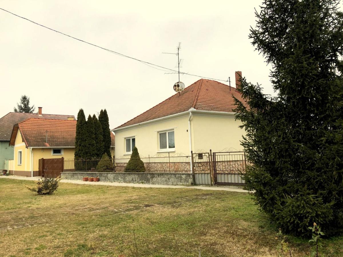 Ferienwohnung Elvira Vendeghaz Kisbodak Exterior foto